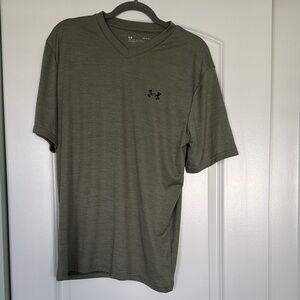 Under Armour Men's Short Sleeve V-Neck in Olive